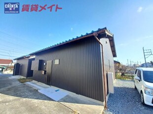 三日市1丁目貸家の物件外観写真